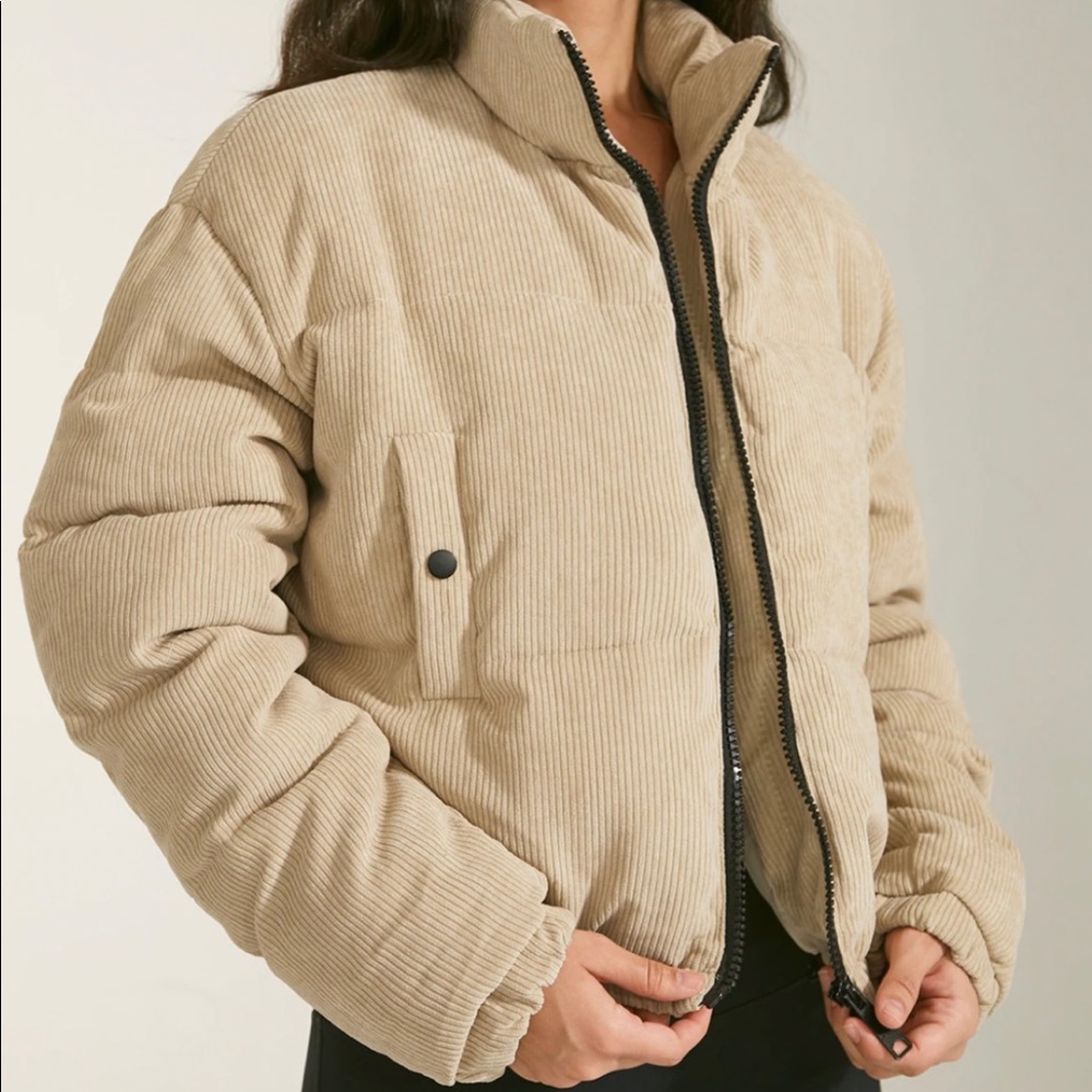 Cropped Funnel Neck Puffer Jacket